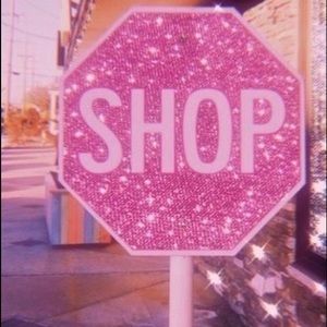 Meet your Posher, Trendy Kay’s Boutique